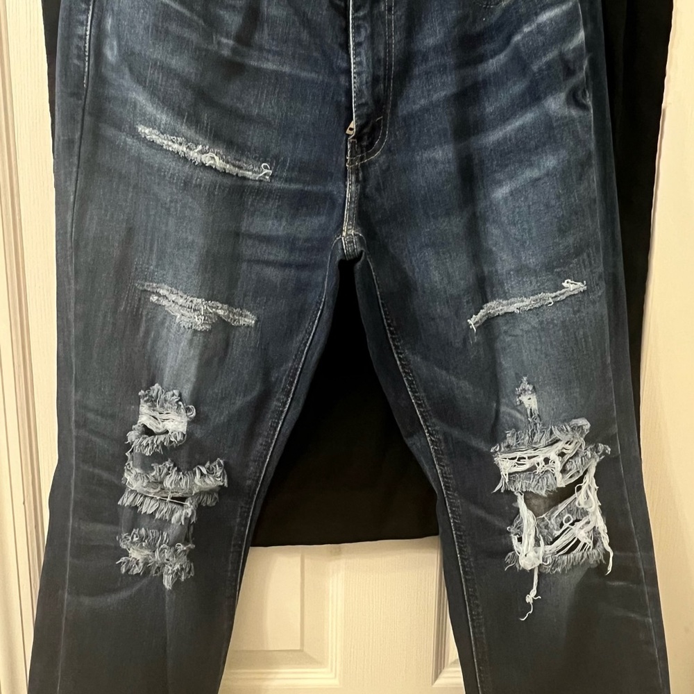 Levi's Relaxed Fit Distressed Dark Blue Jeans